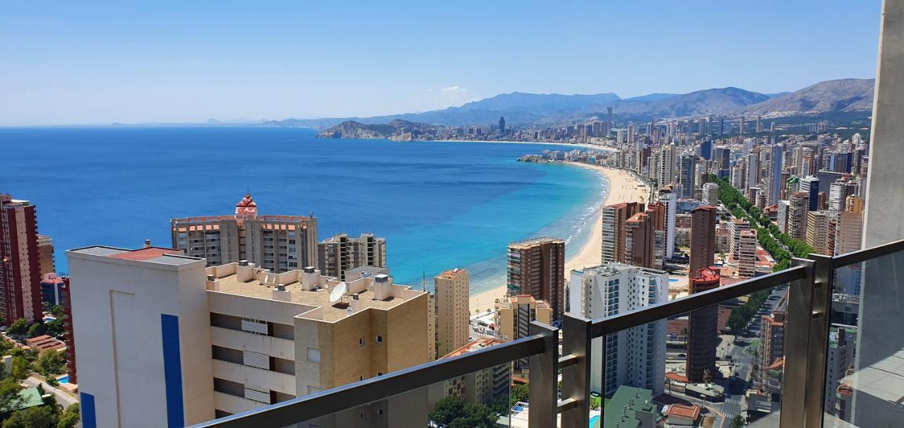 Mirador Del Mediterraneo Бенидорм Екстериор снимка